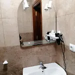 Cuatro Caminos בית הארחה