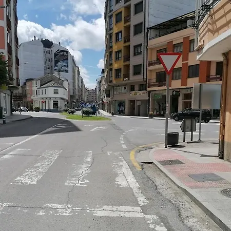 ゲストハウス Cuatro Caminos *