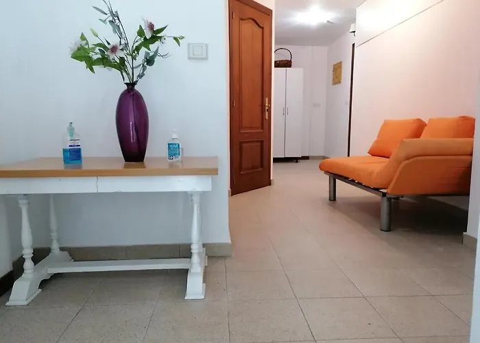 Cuatro Caminos Konukevi