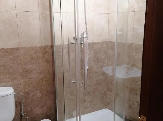 Konukevi Cuatro Caminos 3*